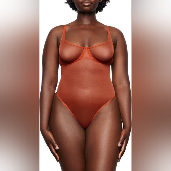 NWT SKIMS ULTRAFINE MESH UNDERWIRE BODYSUIT IN CHILE SIZE XXS - Picture 2 of 7